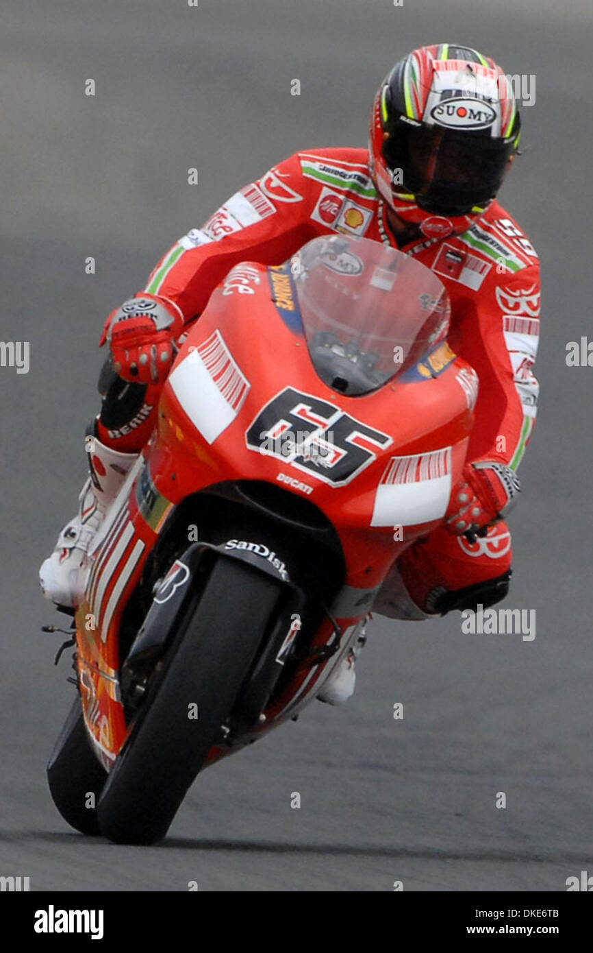 Loris Capirossi corse durante la prima giornata di prove sul circuito del Mugello per il Gran Premio d'Italia (Credito Immagine: © fotografo/Cal Sport Media) Foto Stock