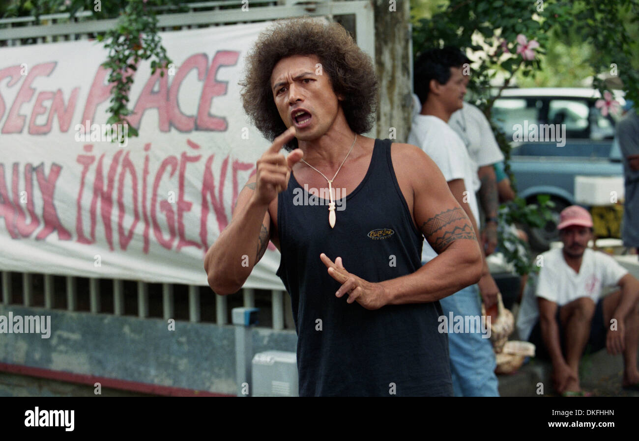 Un uomo polinesiano urlando fuori la sua ira contro il colonialismo francese in Papete, Tahiti. Foto Stock