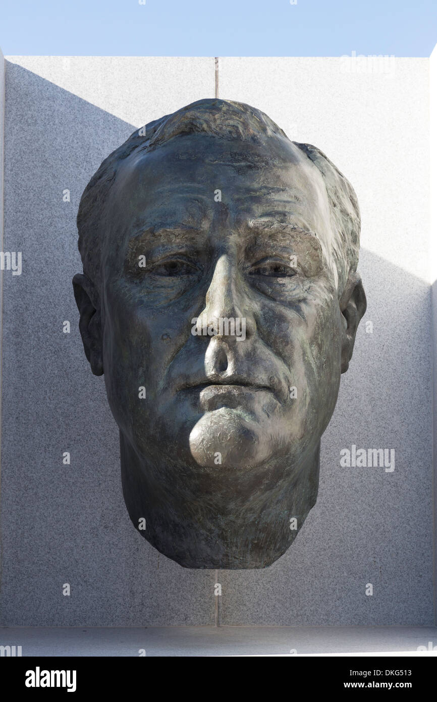 Franklin Delano Roosevelt busto scultura in quattro libertà Park a Roosevelt Island, New York, Stati Uniti d'America Foto Stock