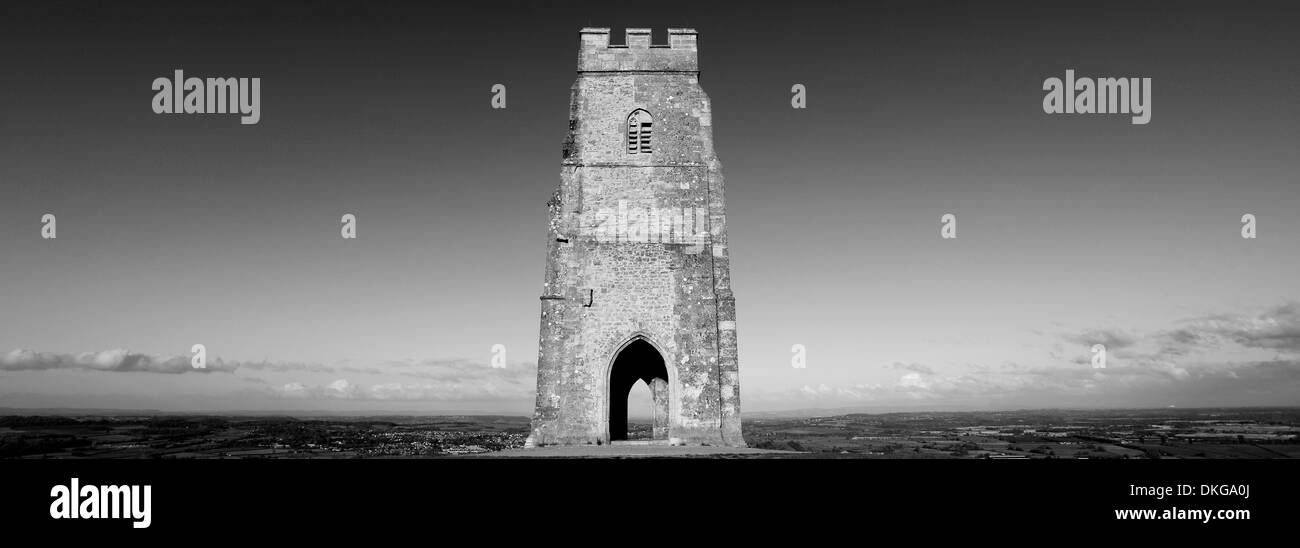 Estate, Glastonbury Tor, St Michael's Tower, Somerset livelli, Contea di Somerset, Inghilterra, Regno Unito Foto Stock