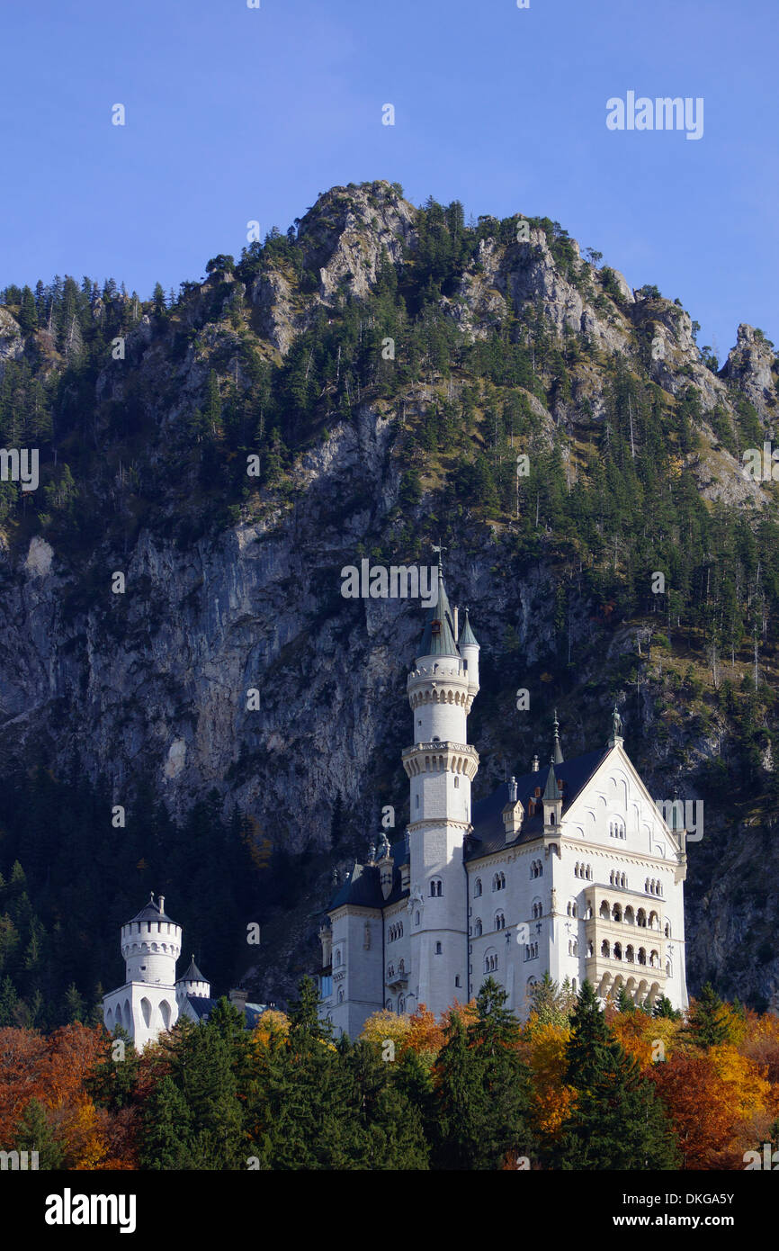 Il castello di Neuschwanstein, schwangau-hohenschwangau, vicino a Füssen, distretto ostallgäu, allgau, Baviera, Germania Foto Stock