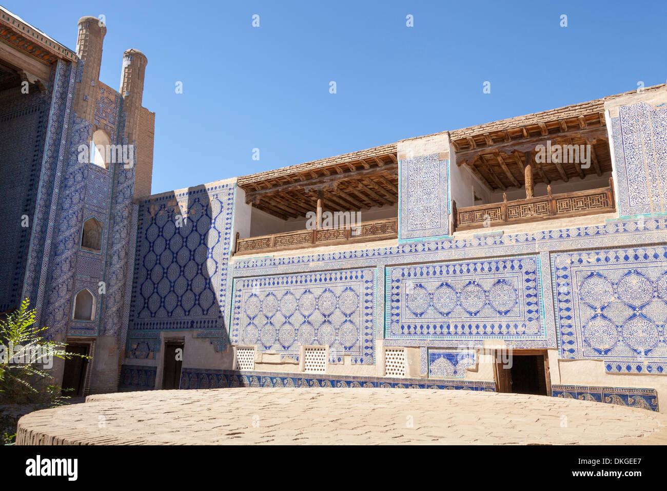 Pareti piastrellate in harem, Tash Khauli, noto anche come Tosh Hovli, Ichan Kala, Khiva, Uzbekistan Foto Stock