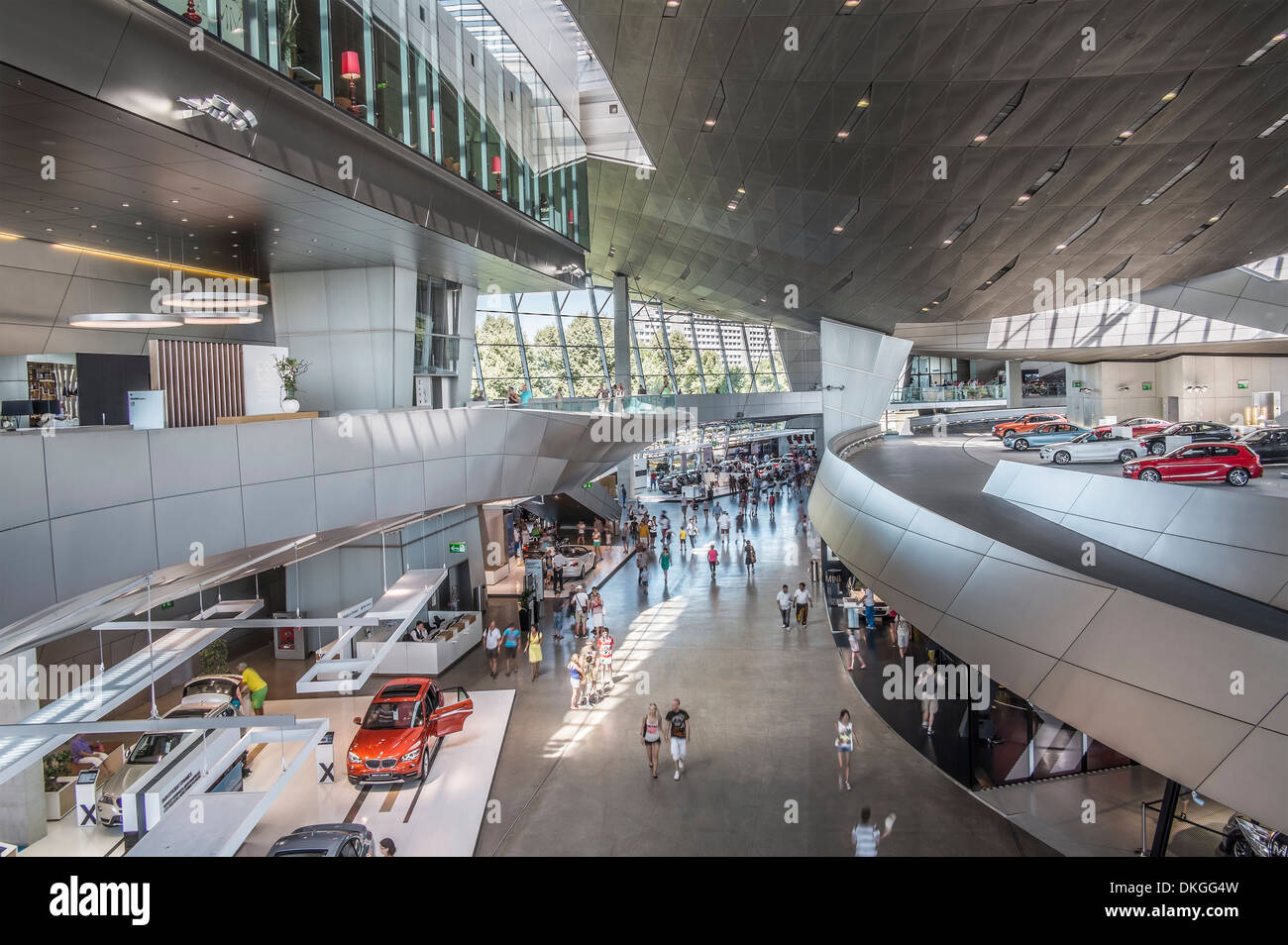 La sede centrale della BMW di Monaco di Baviera, Germania, Europa Foto Stock