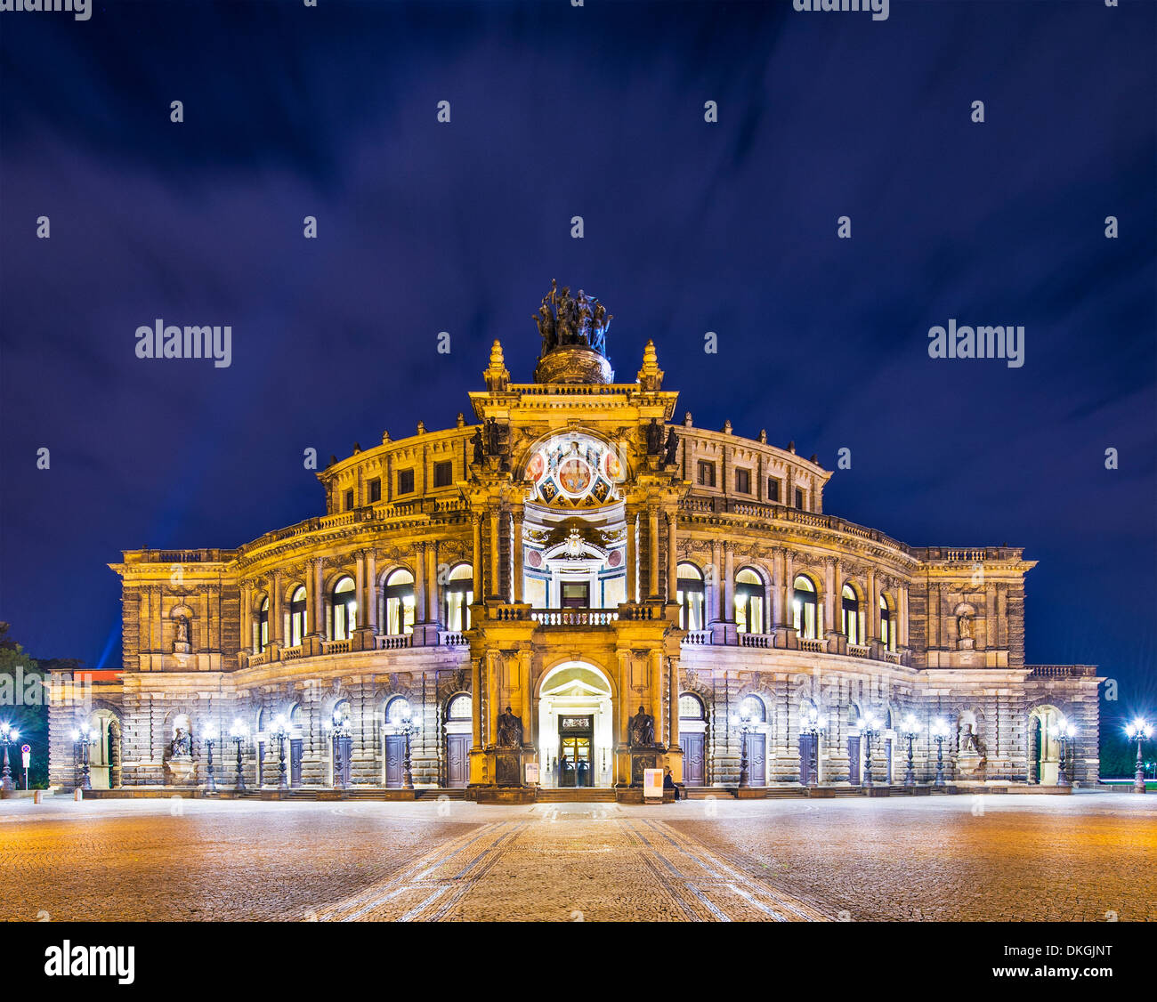 Dresden, Germania al Theaterplatz. Foto Stock