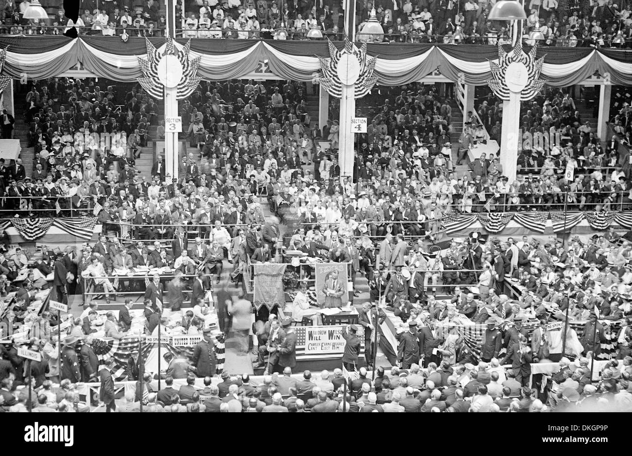 Convention democratica a St. Louis, Missouri 1916 Convenzione Nazionale Democratica a St Louis, MO, con segno 'Woodrow Wilson sarà vincere." Foto Stock