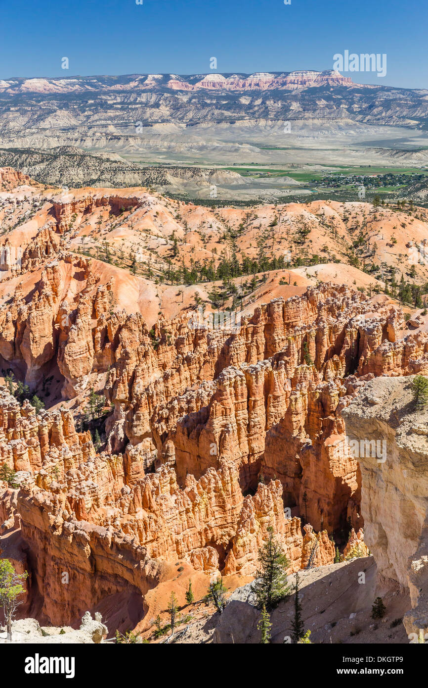 Bryce Canyon anfiteatro dal punto di Bryce, Parco Nazionale di Bryce Canyon, Utah, Stati Uniti d'America, America del Nord Foto Stock