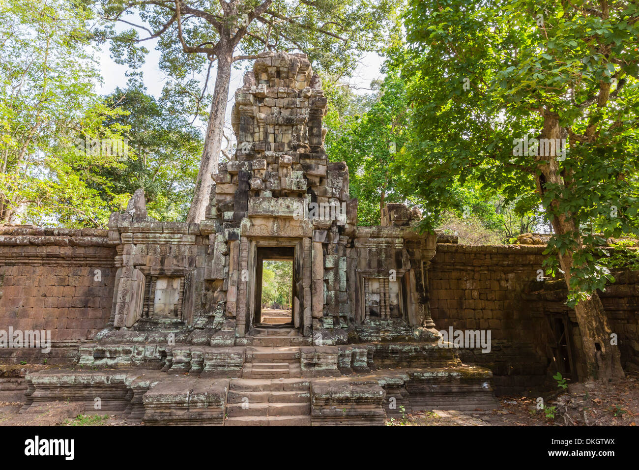 Baphuon tempio di Angkor Thom, Angkor, Sito Patrimonio Mondiale dell'UNESCO, Siem Reap Provincia, Cambogia, Indocina, Asia sud-orientale, Asia Foto Stock