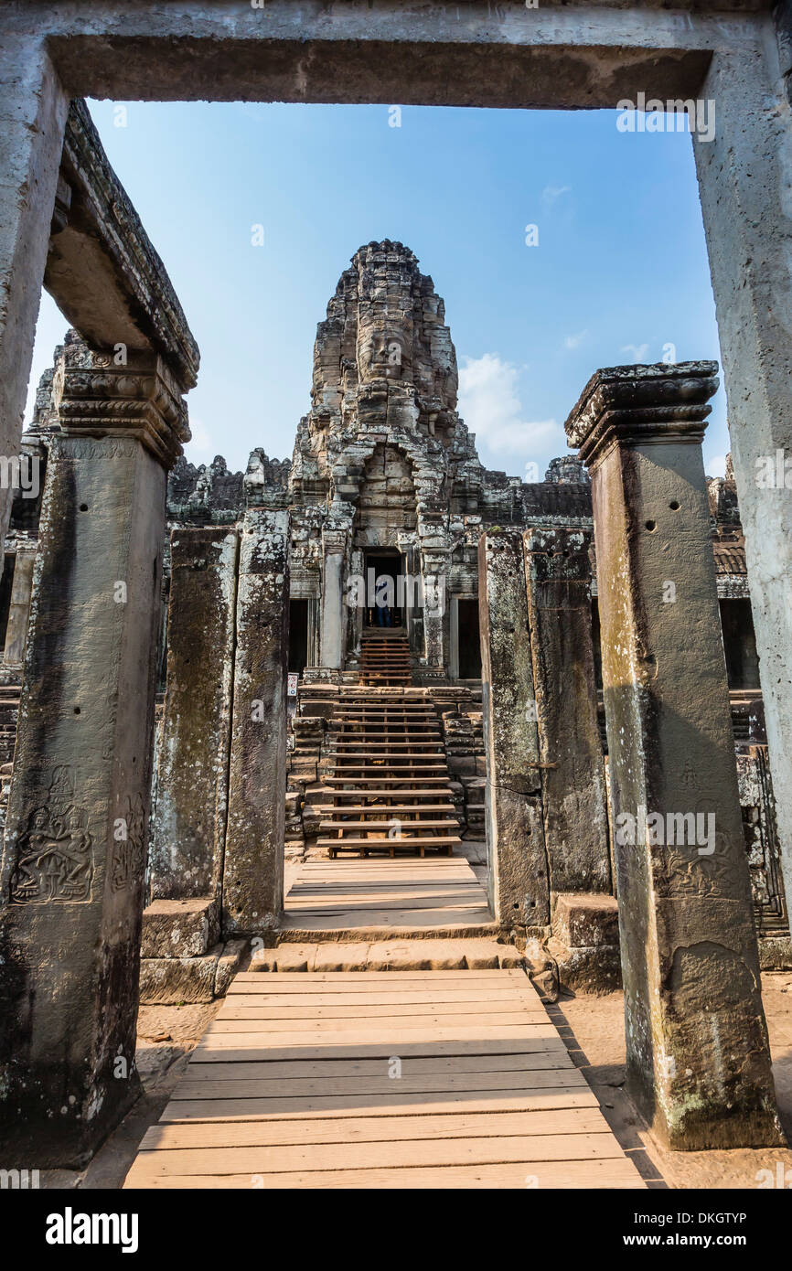 Tempio Bayon in Angkor Thom, Angkor, Sito Patrimonio Mondiale dell'UNESCO, Siem Reap Provincia, Cambogia, Indocina, Asia sud-orientale, Asia Foto Stock