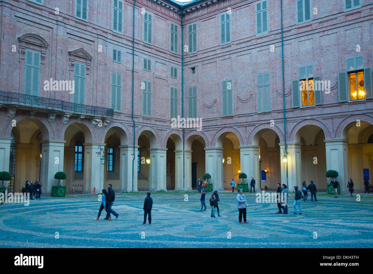Cortile, Palazzo reale, Palazzo reale, Piazza reale, Torino, Italia Foto Stock