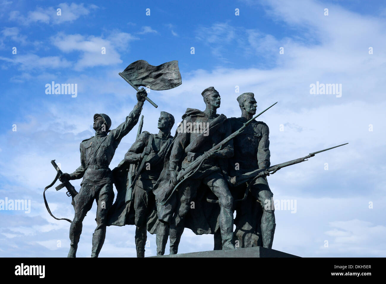 La scultura di soldati, Monumento agli eroici difensori di Leningrado, Piazza Vittoria, Ploshchad Pobedy, San Pietroburgo, Russia Foto Stock