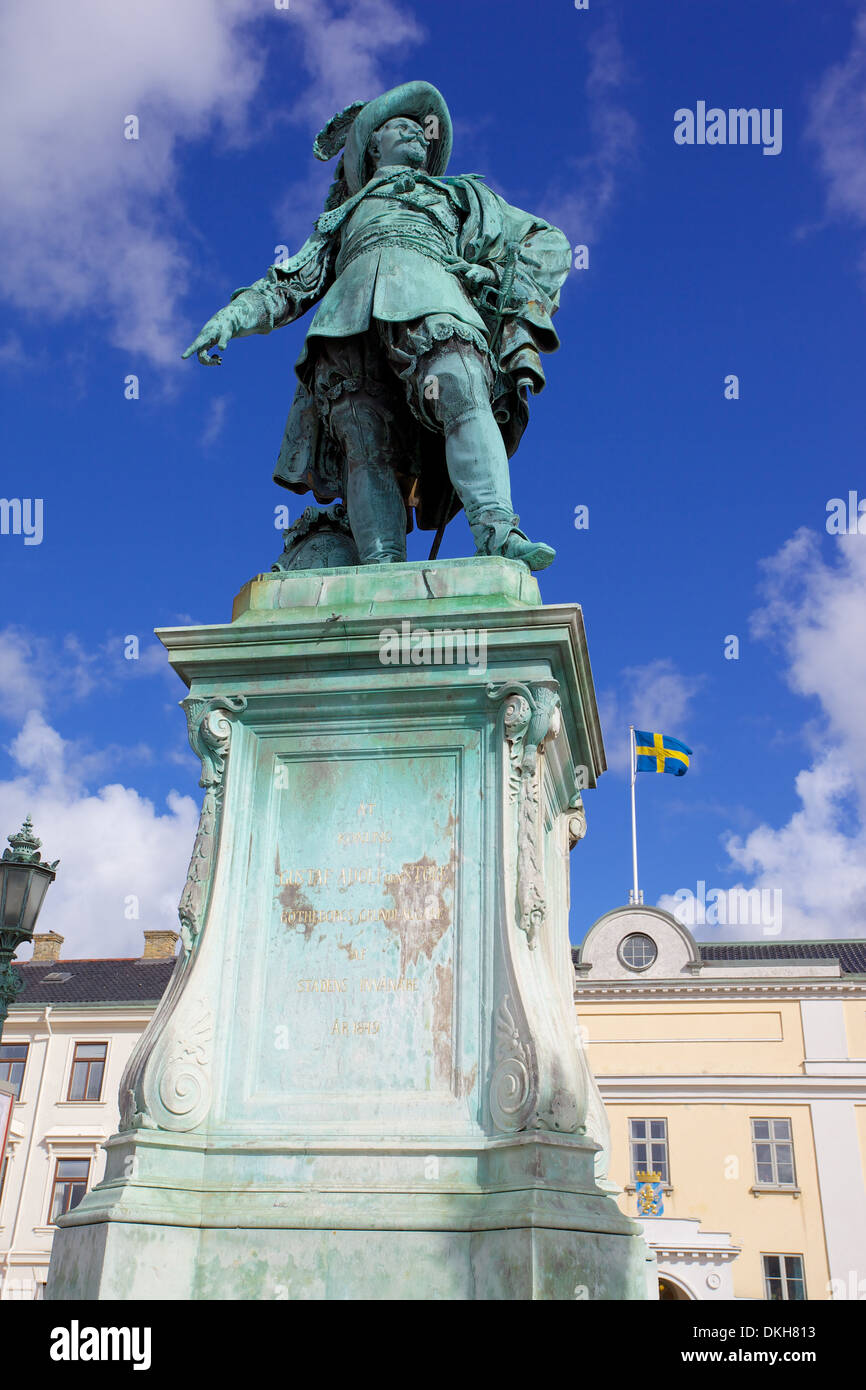 Statua di bronzo del fondatore della città Gustav Adolf, Gustav Adolfs Torg, Göteborg, Svezia, Scandinavia, Europa Foto Stock