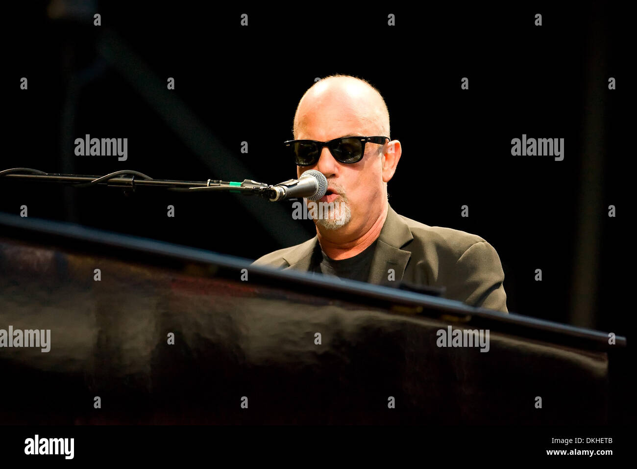 Billy Joel di eseguire durante la Elton John & Billy Joel Face 2 Face Tour presso il Citizens Bank Park di Philadelphia, PA. (Credito Immagine: © Chris Szagola/Southcreek globale/ZUMApress.com) Foto Stock