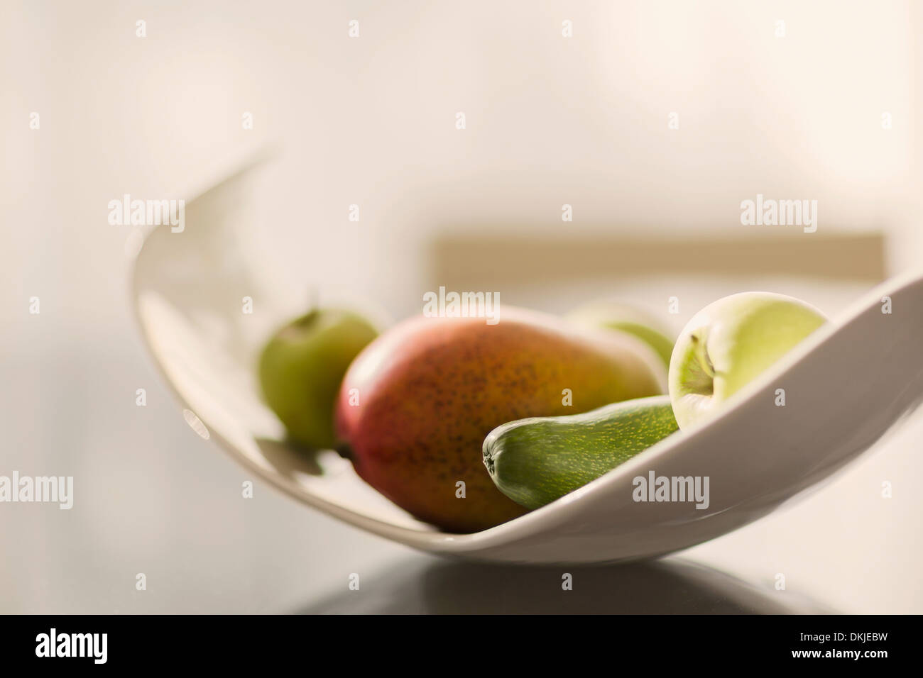 Close up di frutta nel recipiente Foto Stock
