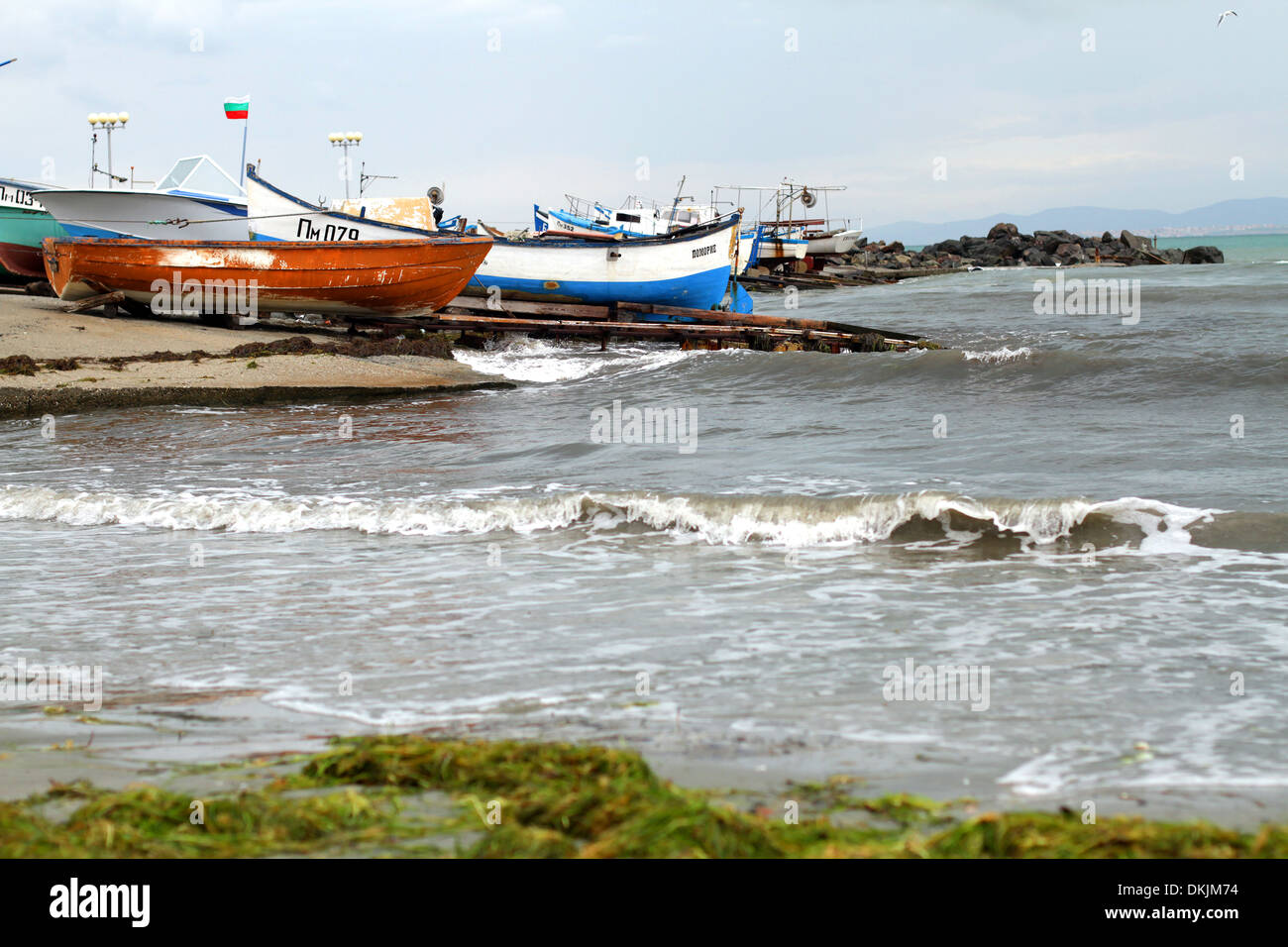 Barche da pesca in banchina di Sozopol Bulgaria Foto Stock