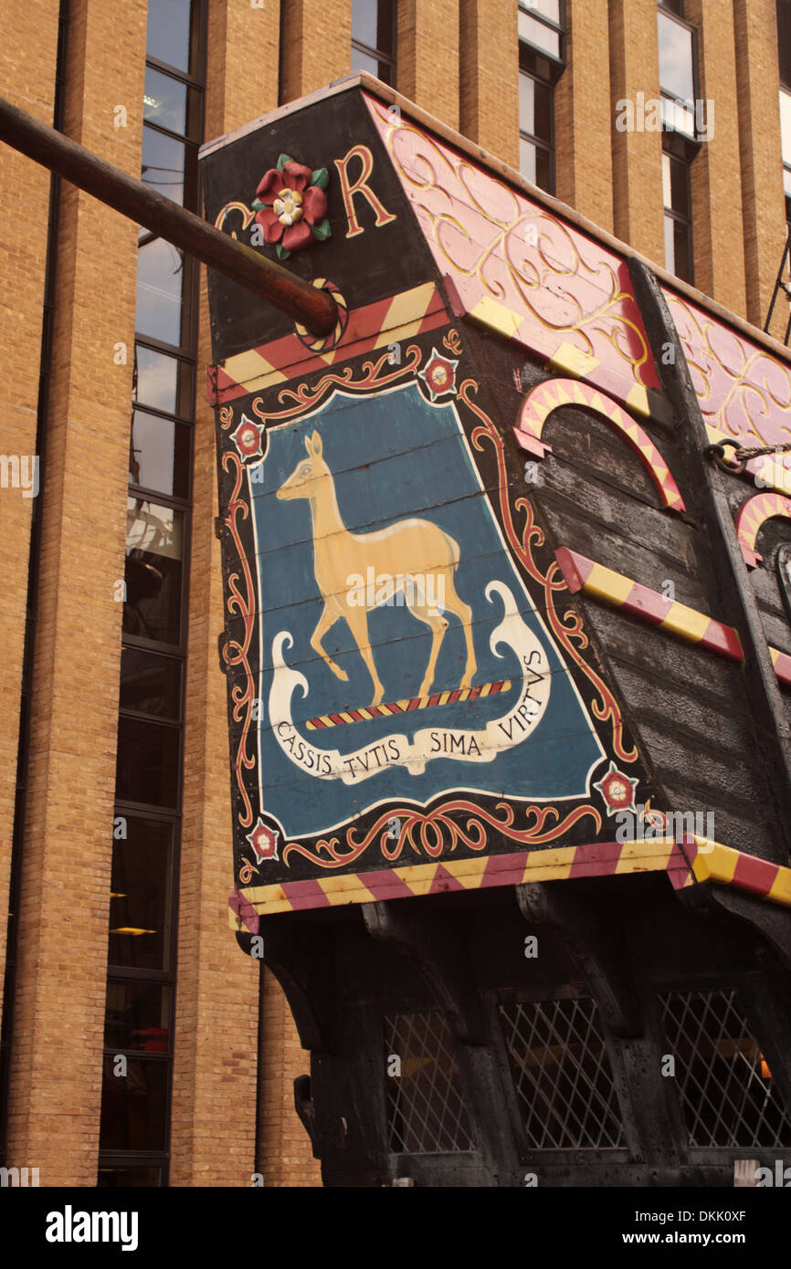 Il ricostruito Golden Hind galeone Southwark London REGNO UNITO Foto Stock