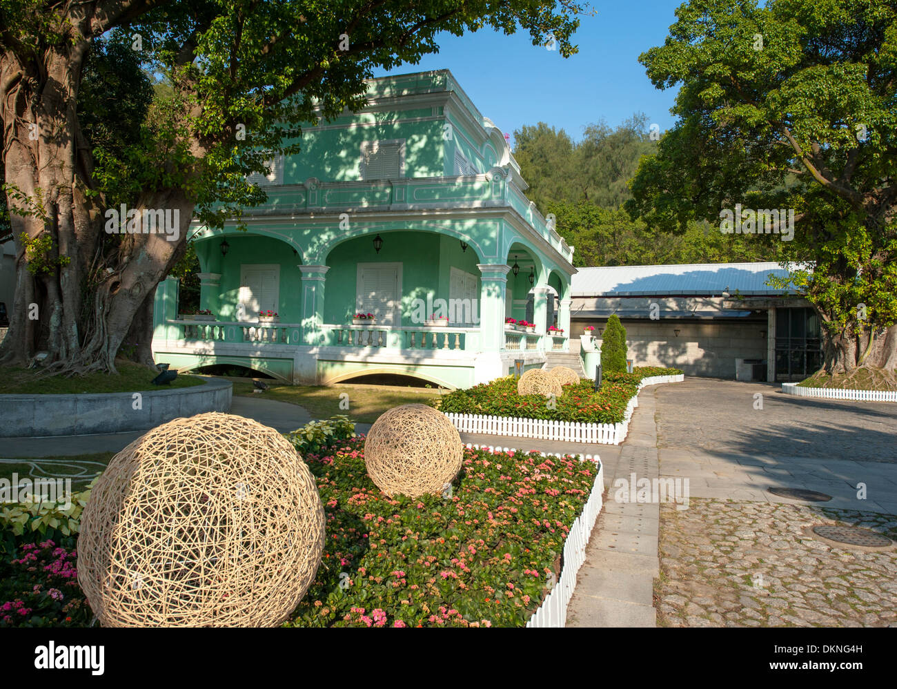 Il Macau Taipa case museo ricordano il passato come colonia portoghese con case costruite intorno al 1921. Foto Stock
