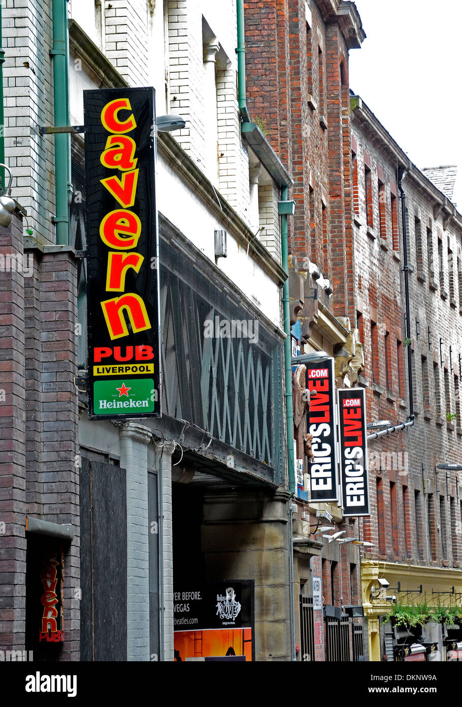 Discoteca segni in Matthew Street, Liverpool, Regno Unito Foto Stock