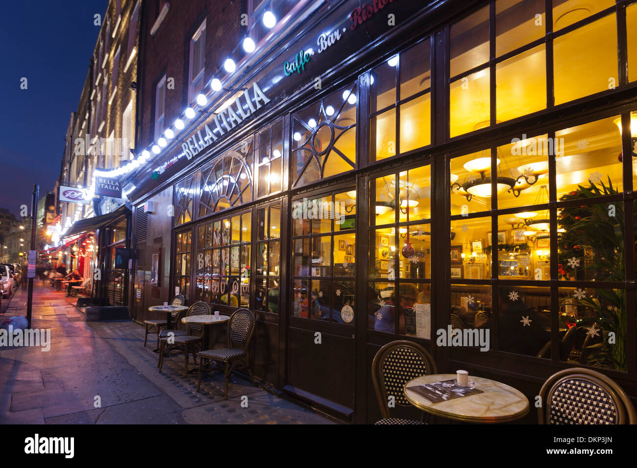 Bella Italia Ristorante a Covent Garden di notte, Londra, Regno Unito Foto Stock