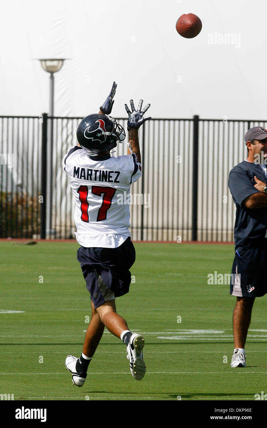 Giugno 15, 2009 - Houston, Texas, Stati Uniti - 15 Giugno 2009: Texans wide receiver Glenn Martinez lavora con la Houston Texans durante il team di mini camp tenuto presso il Methodist Training Facility. (Credito Immagine: © Southcreek globale/ZUMApress.com) Foto Stock