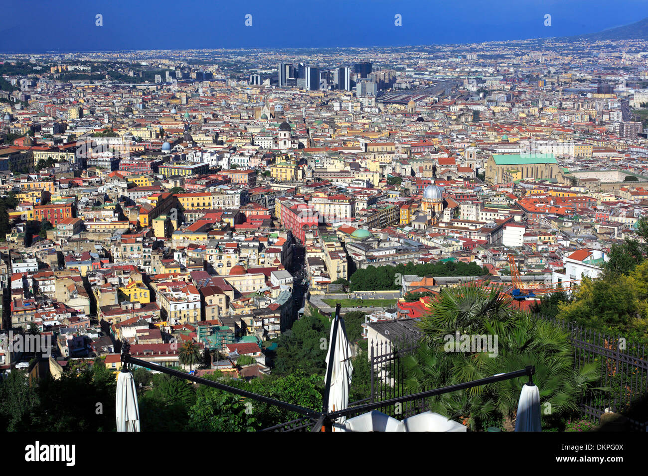 Paesaggio urbano dalla collina del Vomero, Napoli, campania, Italy Foto Stock