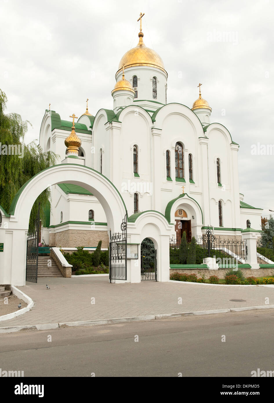 La Chiesa Ortodossa Russa della Natività di Tiraspol, la capitale della Transnistria. Foto Stock