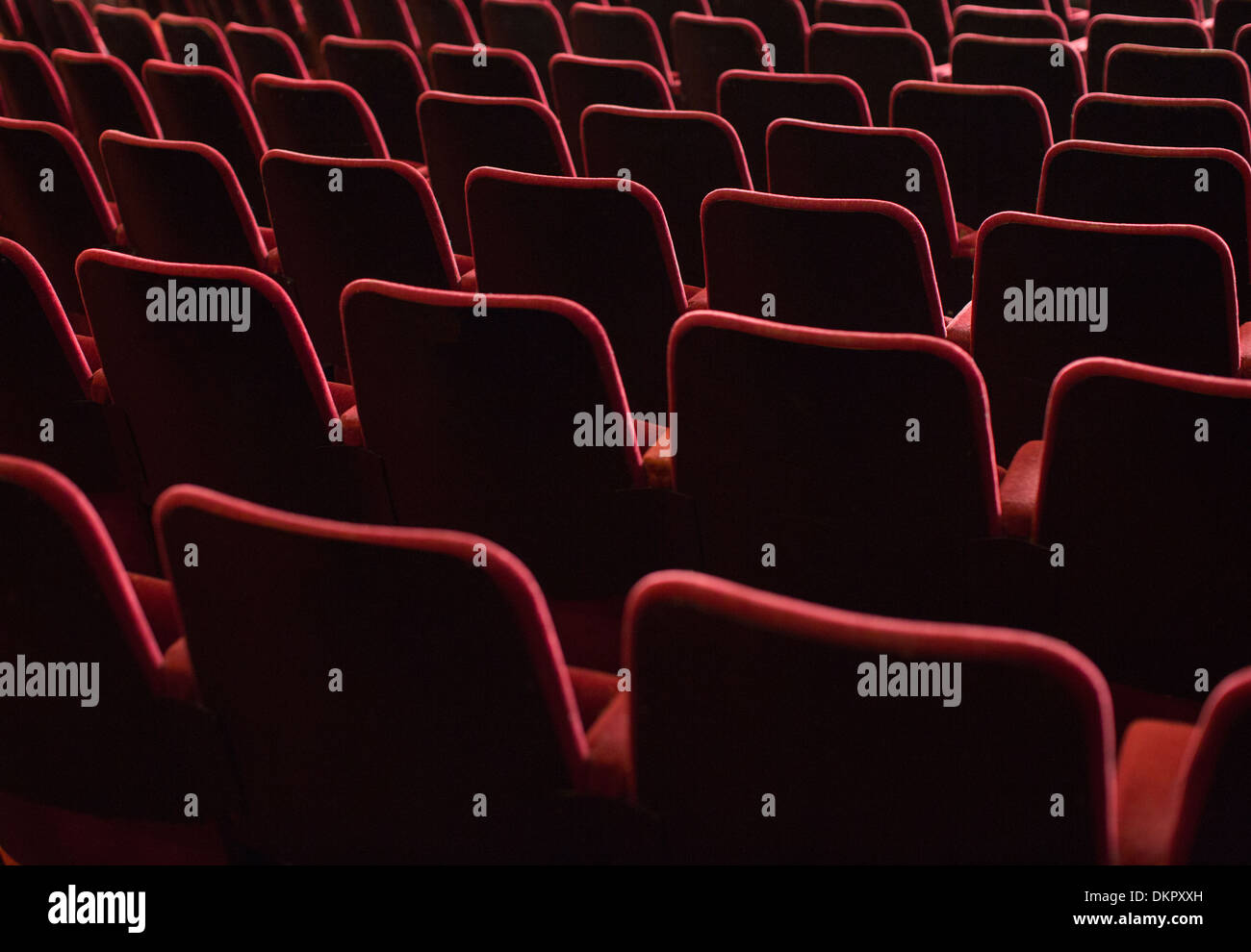 Posti a sedere nel teatro vuoto auditorium Foto Stock