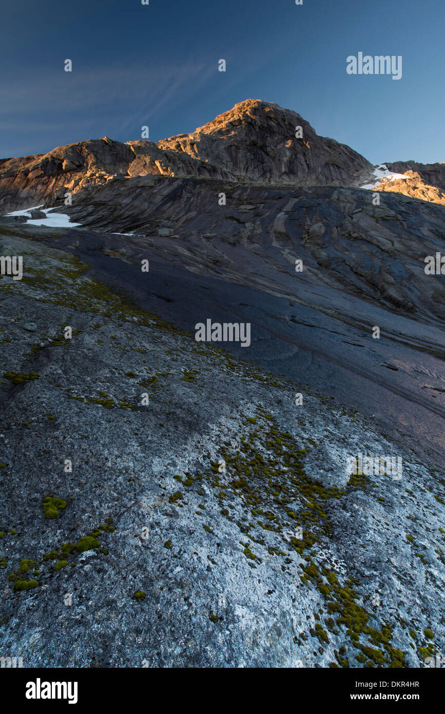 Ofoten Nord Europa Norvegia acqua Europa Scandinavia scandinavo montagna alpina paesaggio di montagna paesaggio di montagna Foto Stock