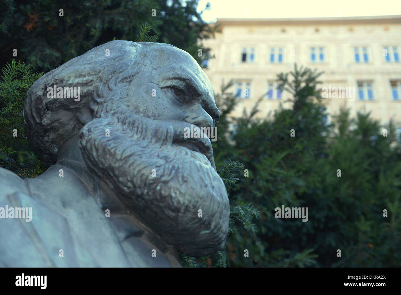Denkmal, Karl Marx, Strausberger Platz, Friedrichshain di Berlino, Deutschland Foto Stock