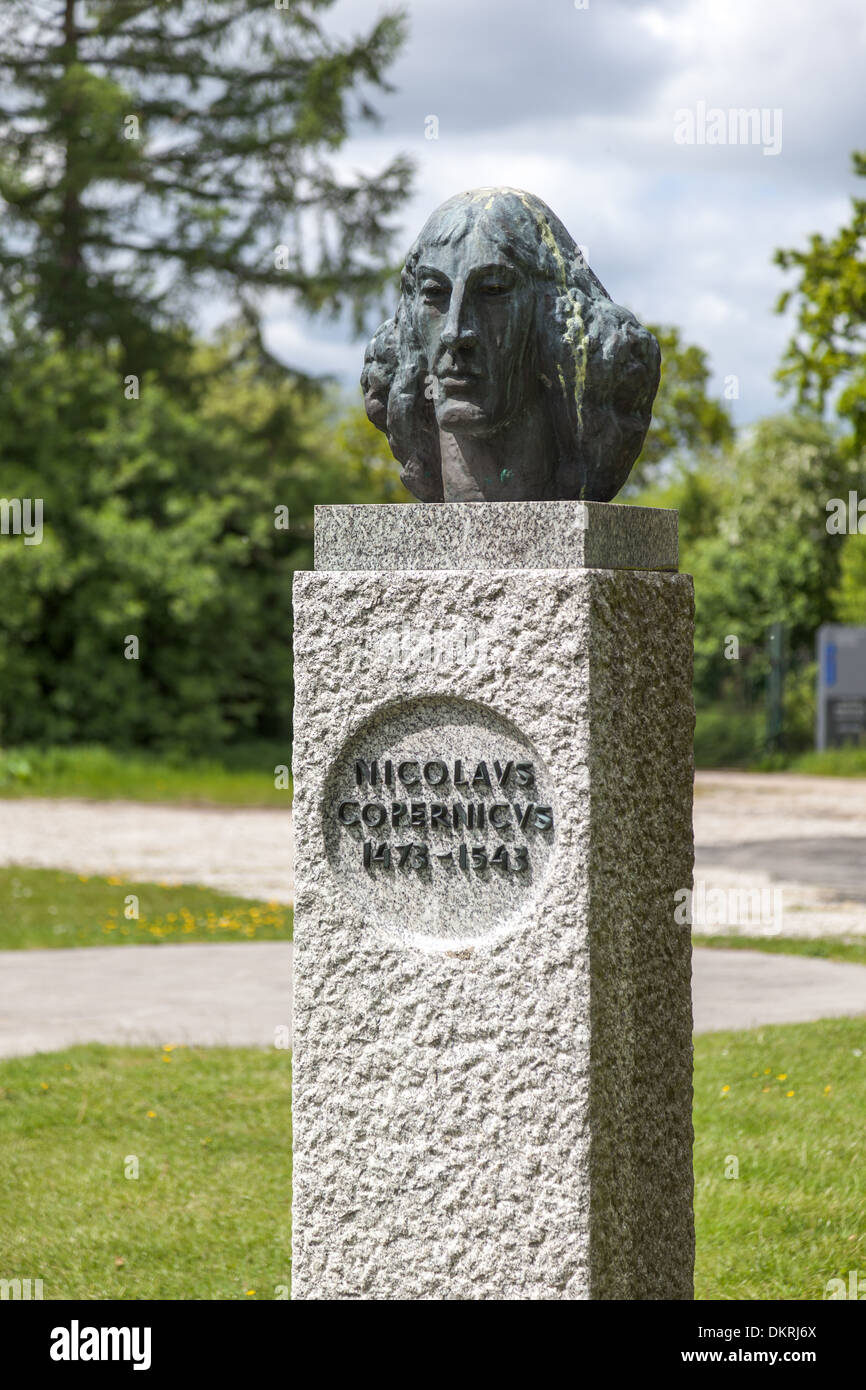 Busto di Nicolò Copernico in Jodrell Bank, Cheshire, Regno Unito Foto Stock