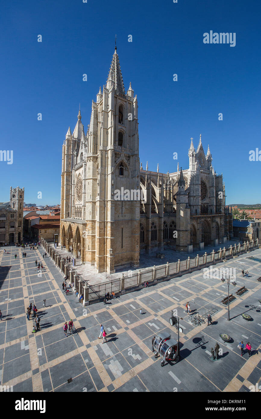 Castilla Castiglia e Leon Santa Maria Regla architettura città cattedrale famosa colorata storia gotica Santiago Spagna Europa Foto Stock