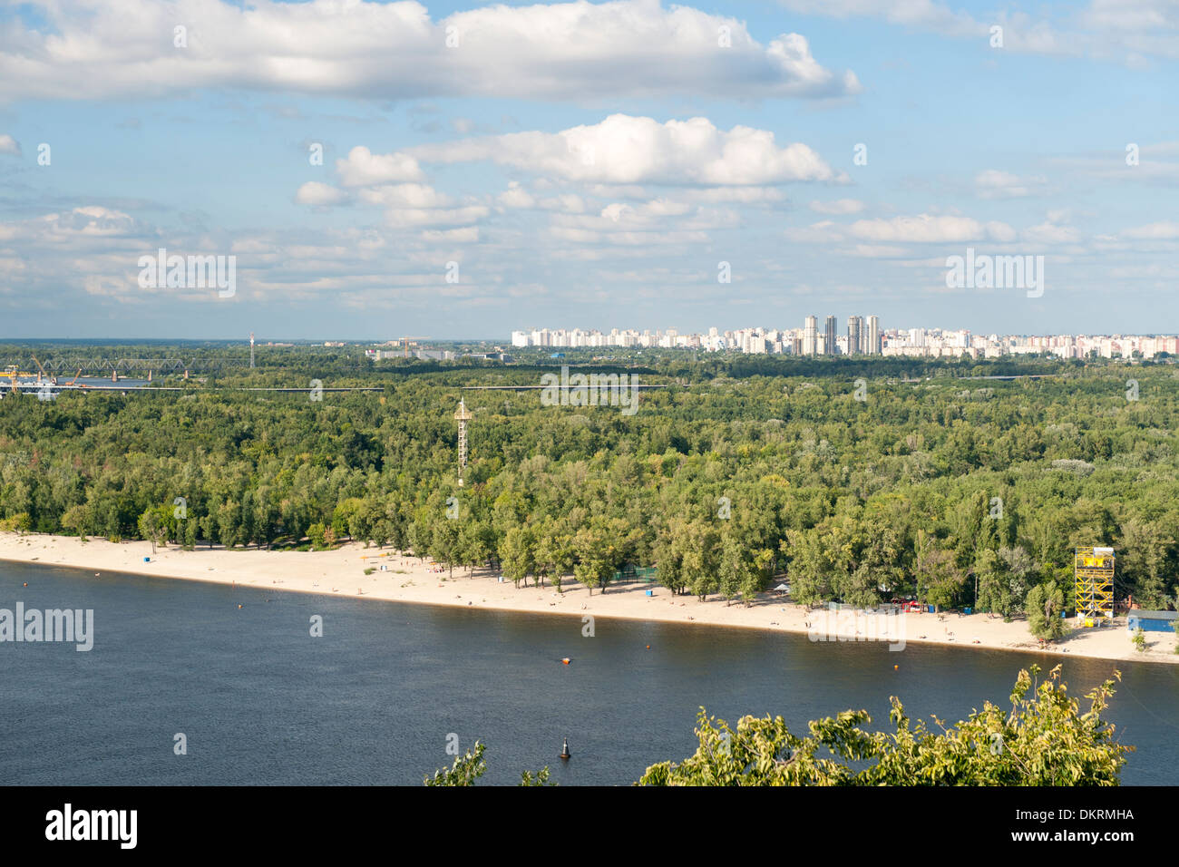 Vista sul fiume Dnieper a Kiev, la capitale di Ucraina. Foto Stock