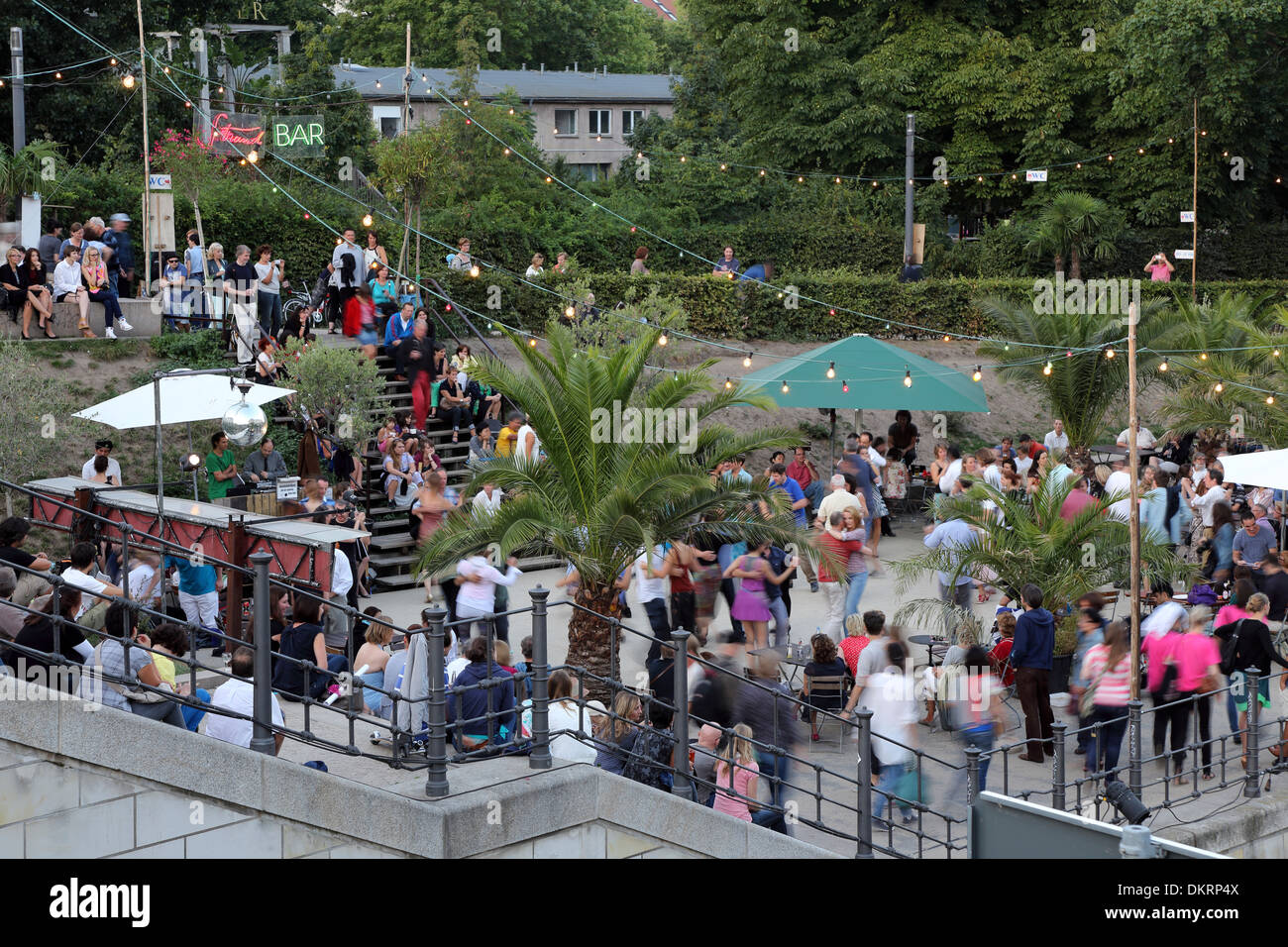 Berlino Spree Strandbar am anfiteatro Foto Stock