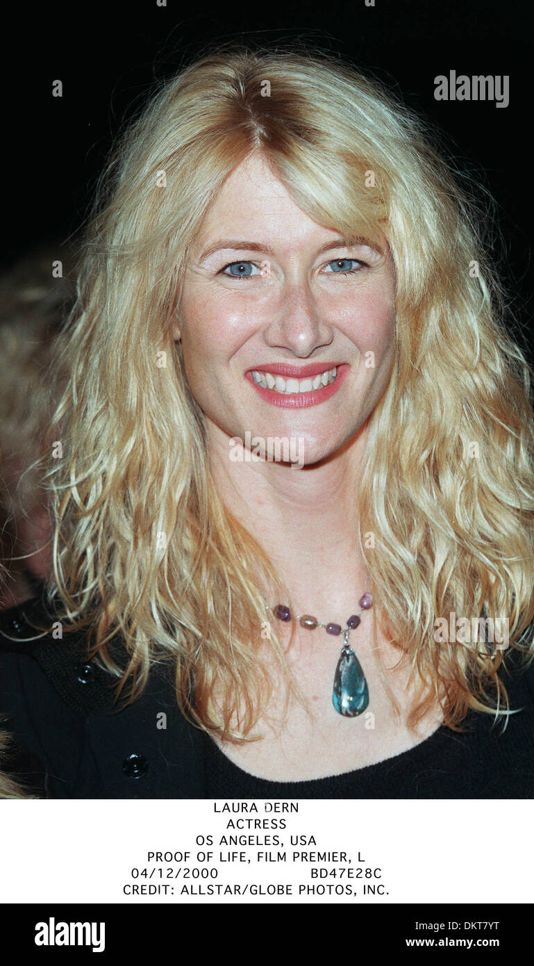 Il 4 dicembre, 2000 - PROVA DI VITA, FILM PREMIER, L - Laura Dern.attrice.OS ANGELES, Stati Uniti d'America.PROVA DI VITA, FILM PREMIER, L.04/12/2000.BD47E28C.CREDITO:(Immagine di credito: © Globo foto/ZUMAPRESS.com) Foto Stock