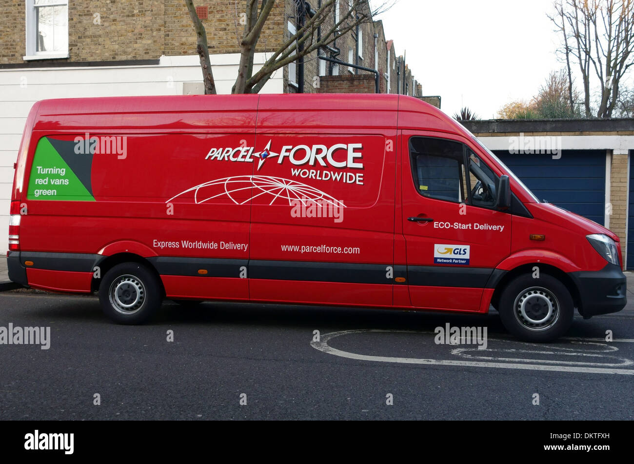 Forza di pacchi consegna van, Londra Foto Stock