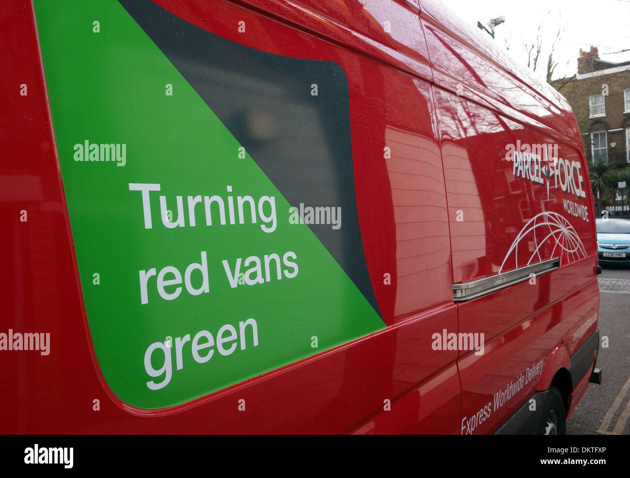 Forza di pacchi consegna van, Londra Foto Stock