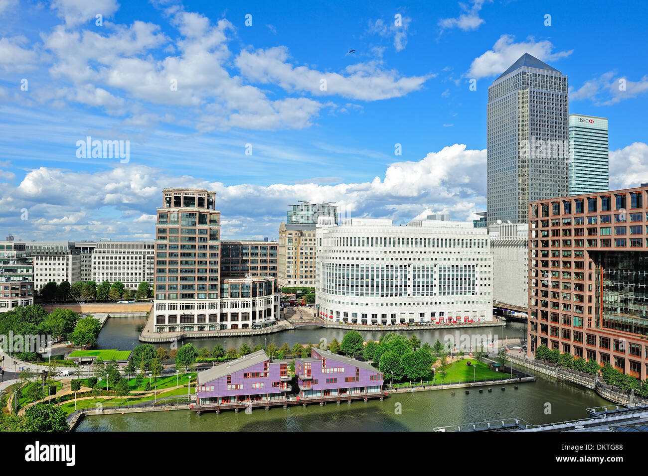 Vista del Canary Wharf edifici per uffici, London, Regno Unito Foto Stock