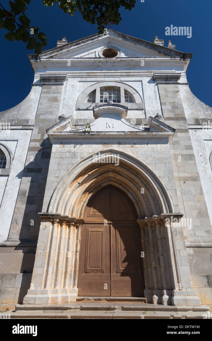 Chiesa di Santa Maria do Castelo, Tavira, Algarve, PORTOGALLO Foto Stock