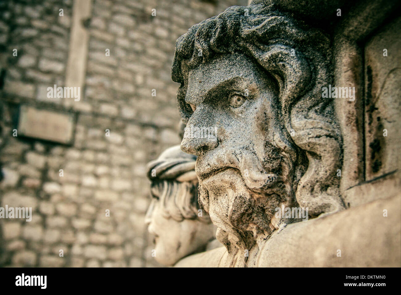 Testa di pietra, dettaglio del St. James Cathedral, Sibenik, nonché patrimonio dell'Unesco Foto Stock