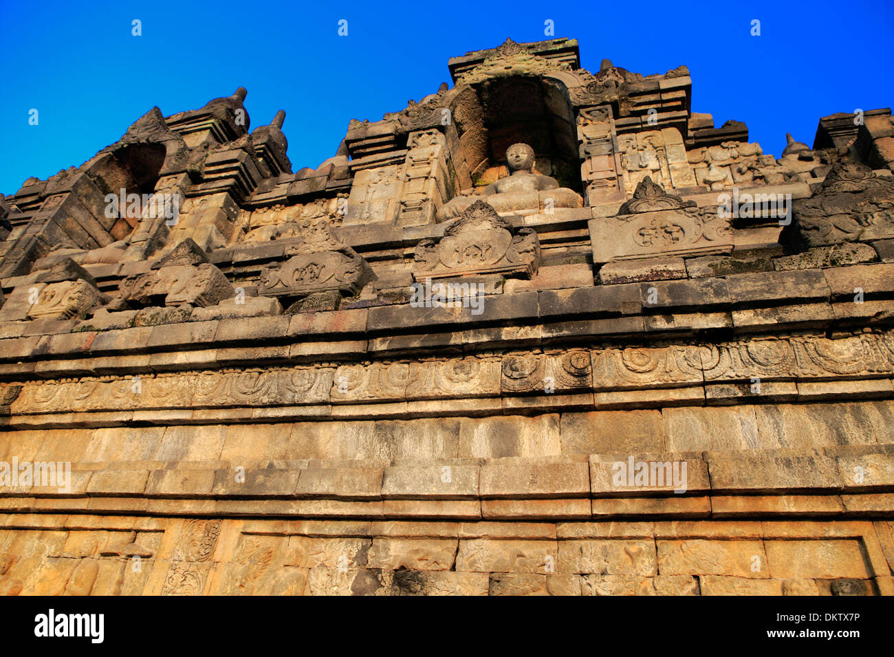 Il Mahayana tempio buddista (VIII secolo), il Borobudur, vicino a Magelang, Giava centrale, Indonesia Foto Stock