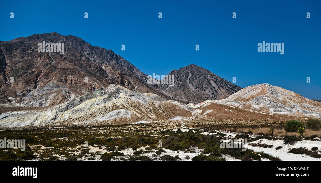 Nissiros Nissiros Mountain montagne Caldera Dodekanese forme forme rock formazioni rocciose grecia Europa hill cratere dell'isola Foto Stock