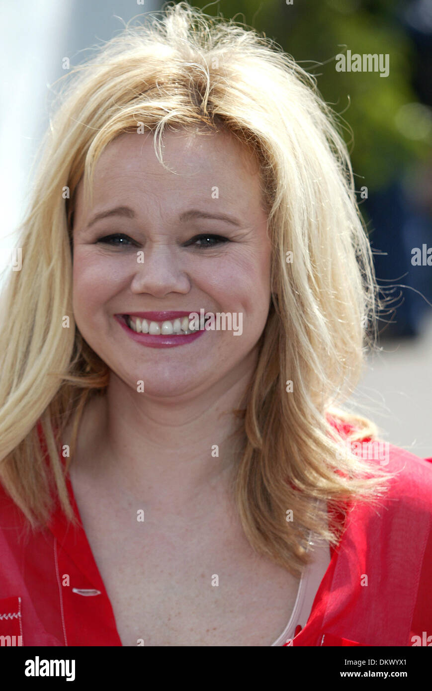 CAROLINE RHEA.attrice.S, USA.La spiaggia di Santa Monica, Los ANGELE.23/03/2002.LA1358 Foto Stock
