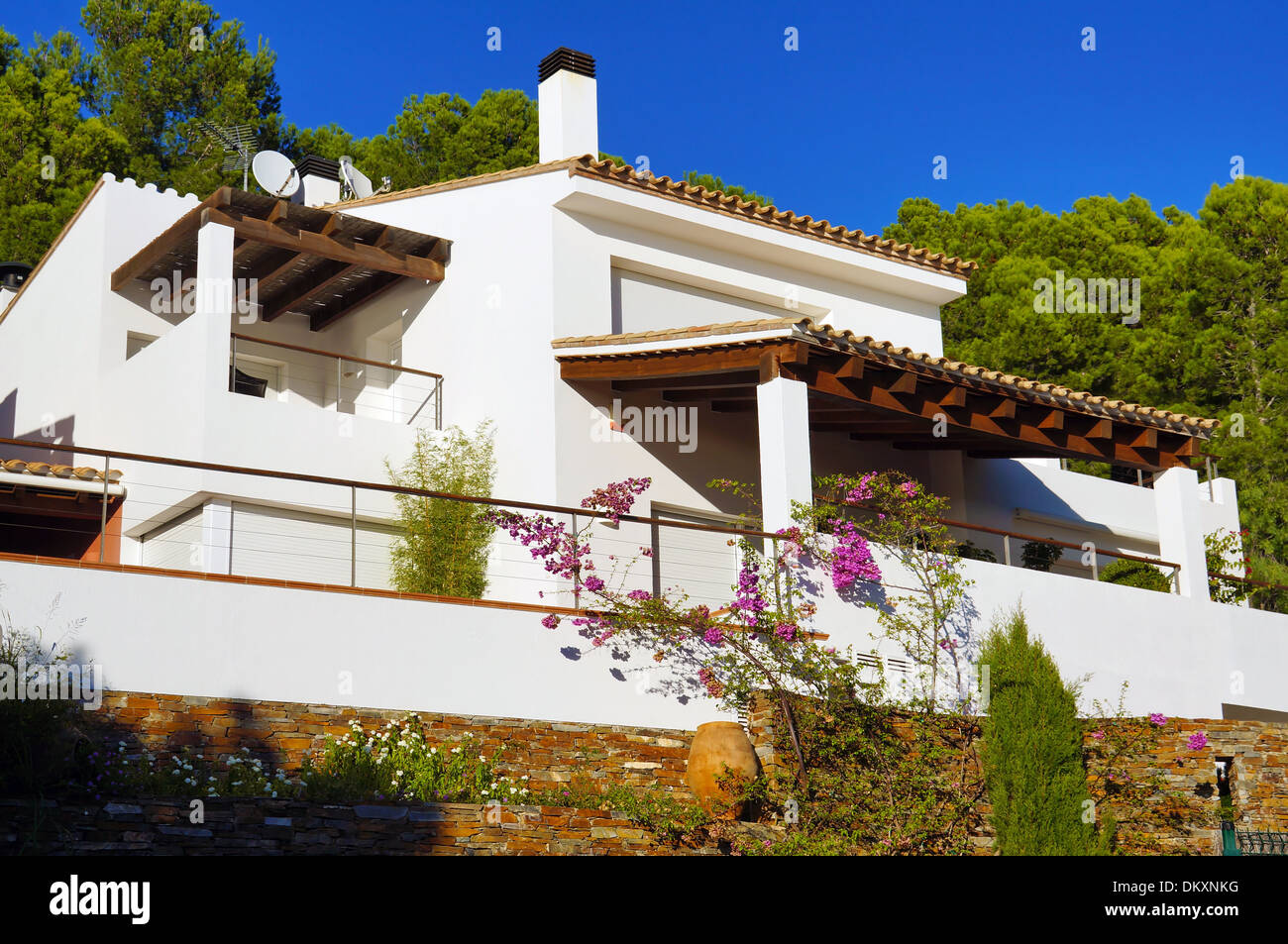 Villa Mediterranea di recente costruzione, Rosas Costa Brava Catalogna Foto Stock