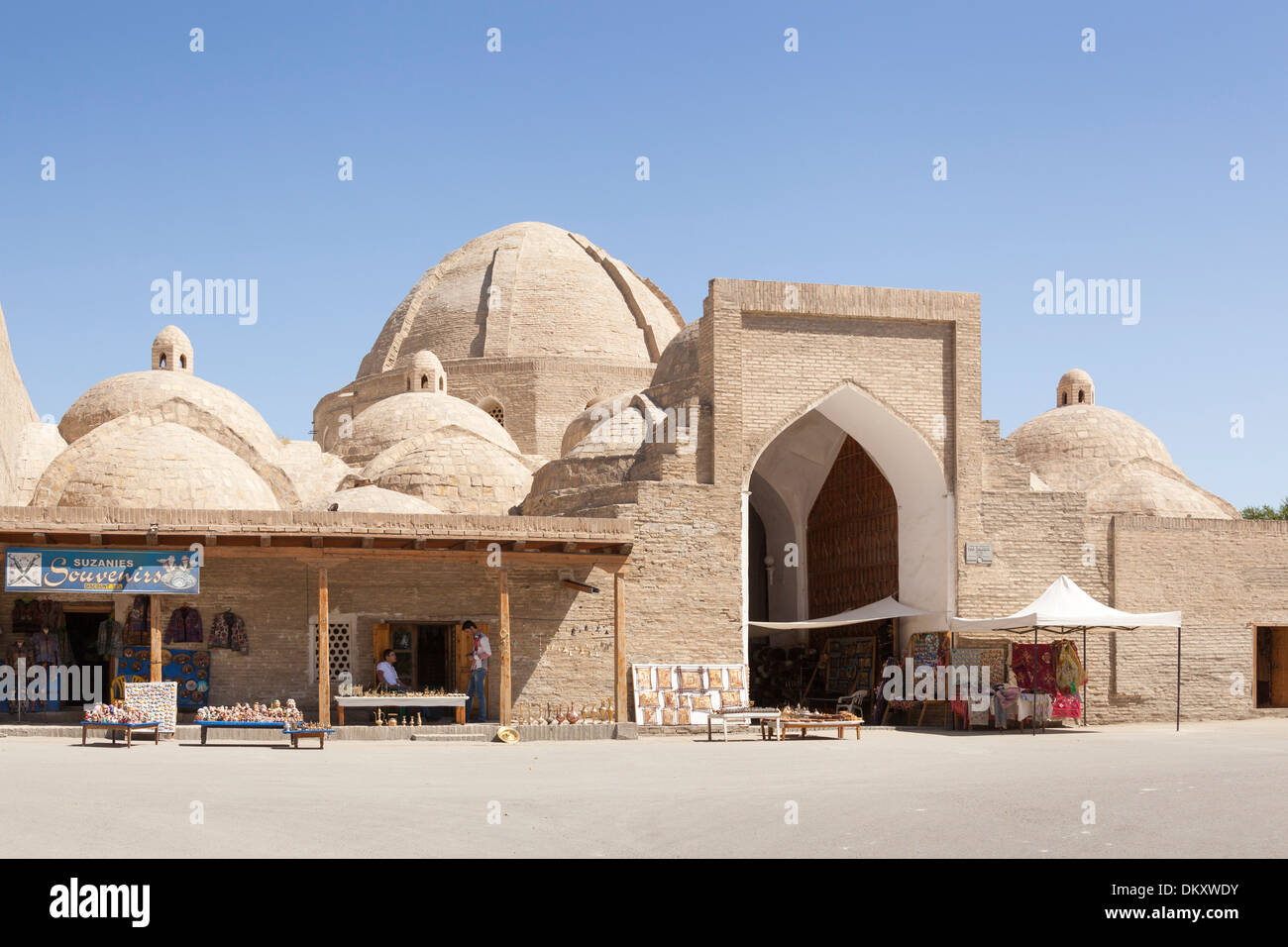 Toqi Zargaron, noto anche come Toki Zargaron, gioiellerie mercato commerciale, Bukhara, Uzbekistan Foto Stock