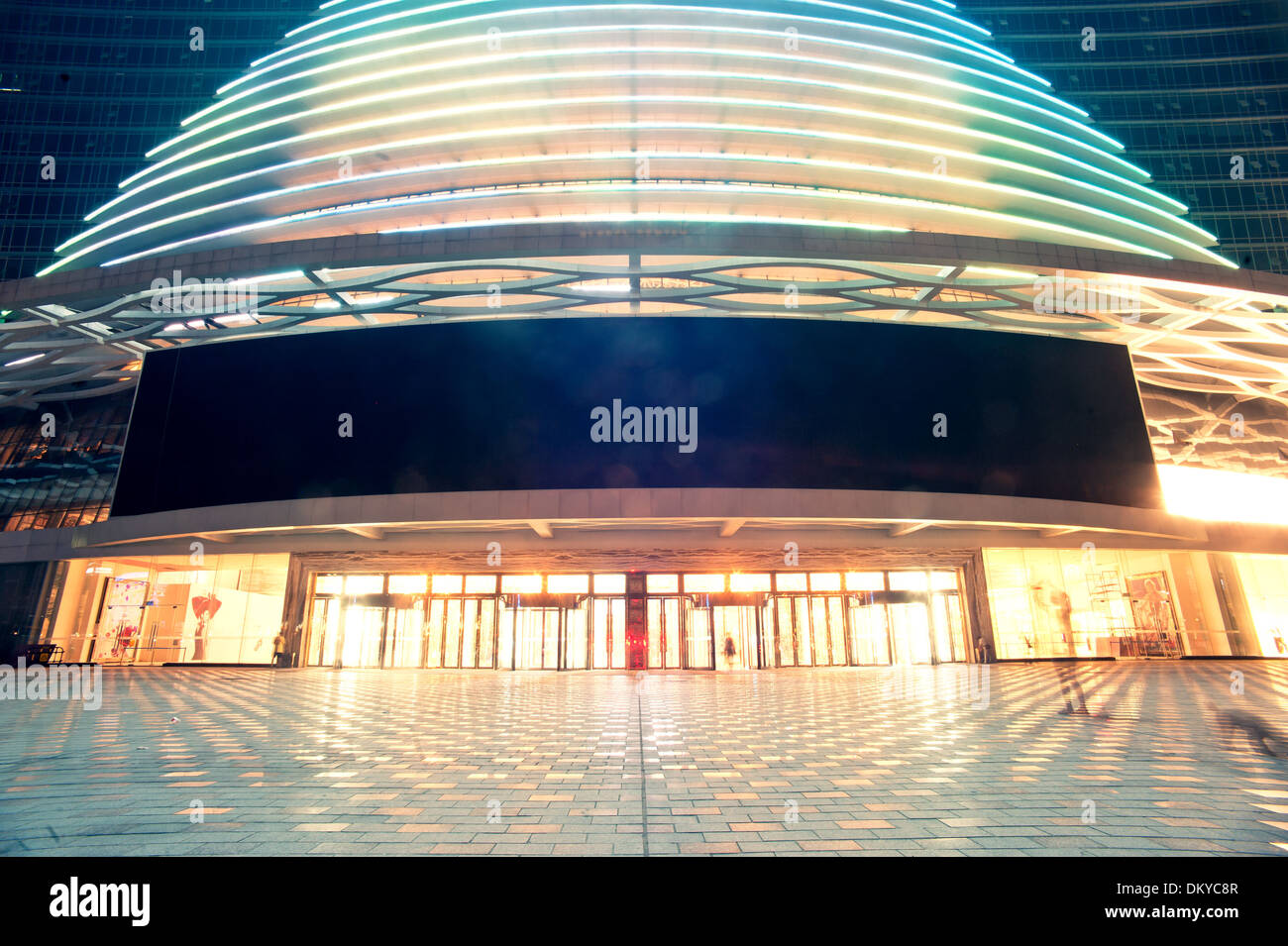 Centro globale a Chengdu, Cina notte Foto Stock