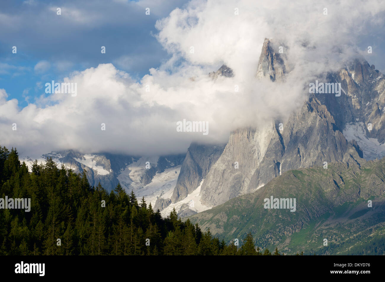 Dru picco, Aiguilles du Chamonix Mont Blanc Massif, Alpi, Chamonix, Francia Foto Stock