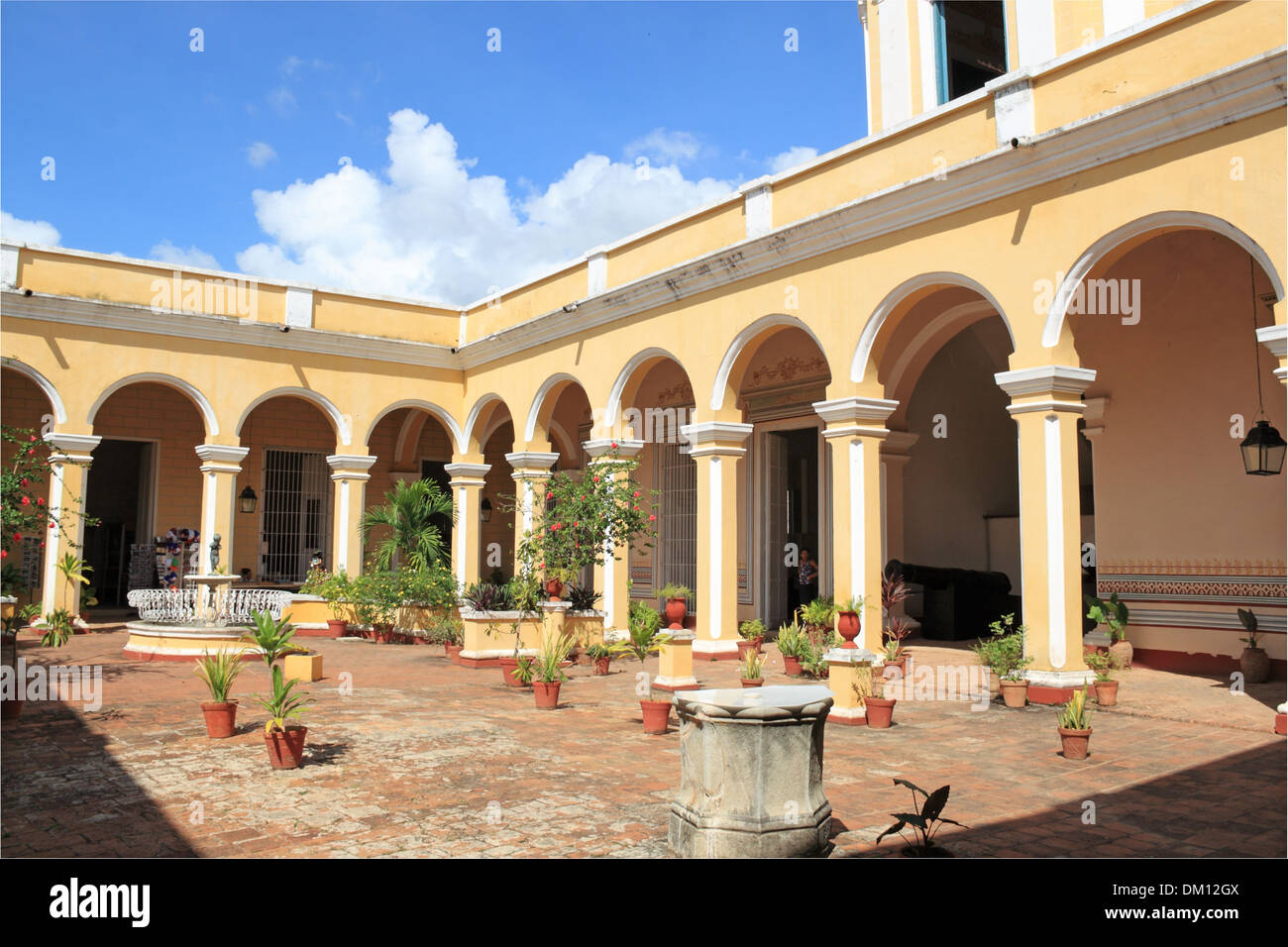 Cortile del Museo Histórico Municipal, Palacio Cantero, Trinidad, Sancti Spiritus provincia, Cuba, il Mare dei Caraibi e America centrale Foto Stock