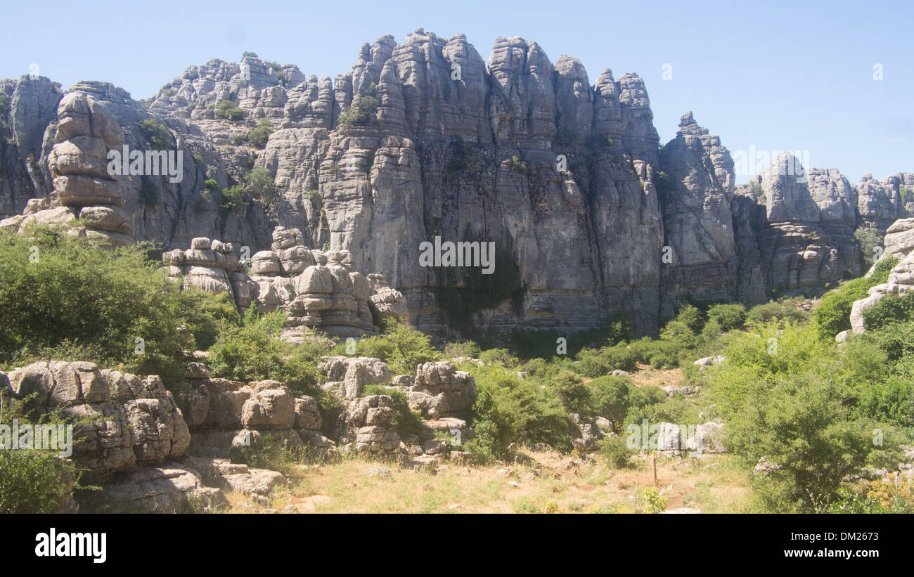 Le formazioni rocciose a Torcal de Antequera, vicino a Antequera, Andalusia. Riserva Naturale Sierra del Torcal mountain range. Foto Stock