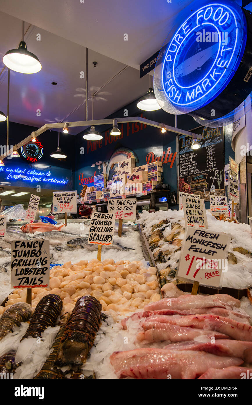 Pressione di stallo di pesce, del Mercato di Pike Place, Seattle, Washington, Stati Uniti d'America Foto Stock