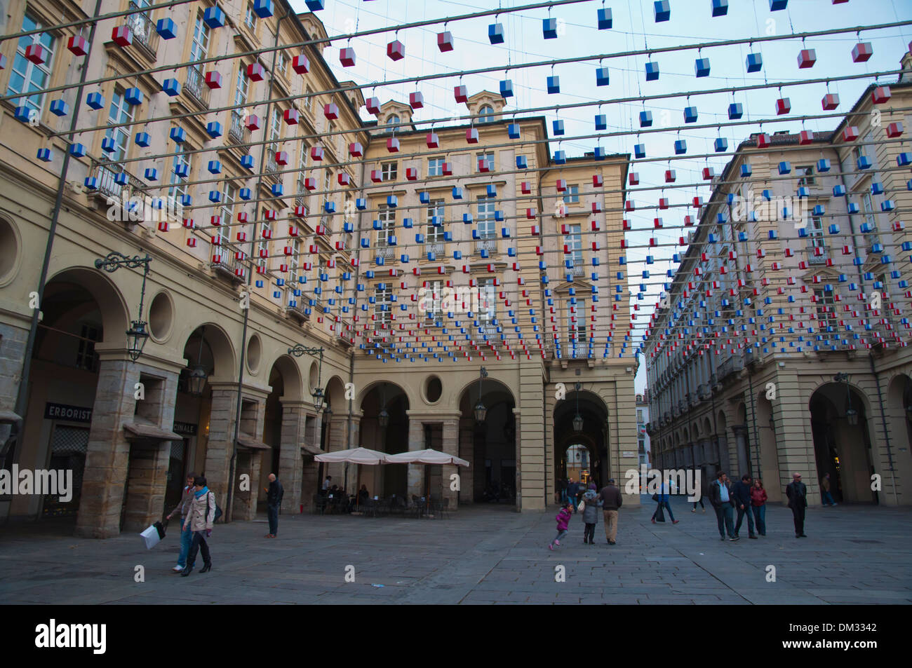 Piazza Palazzo di Citta piazza centrale della città di Torino Piemonte Italia del nord Europa Foto Stock