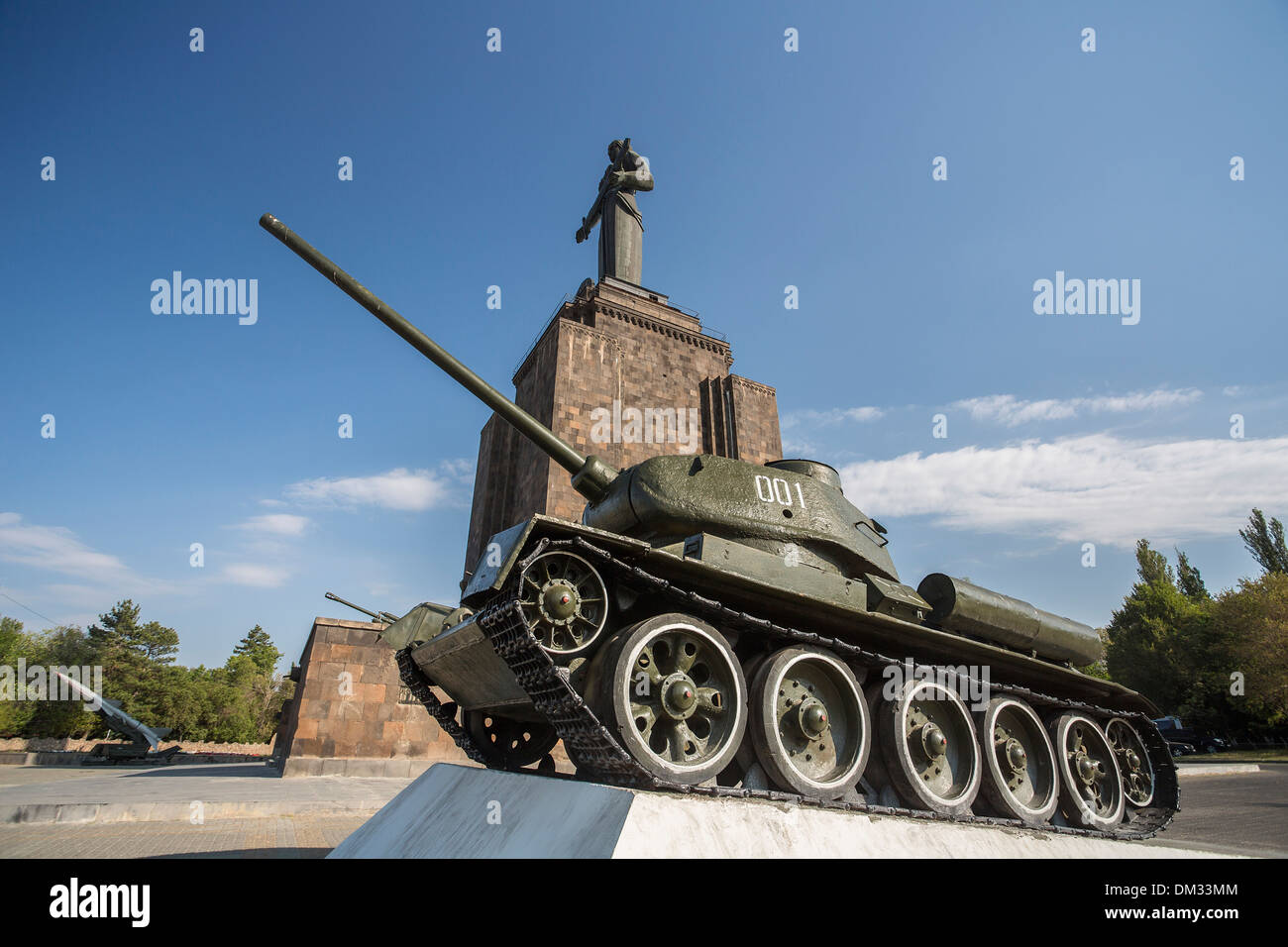 Armenia Caucaso Meridionale Caucaso Eurasia madre fiamma Yerevan architettura croce cannon storia storico monumento di memoria Foto Stock